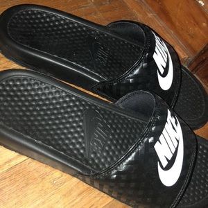 nike slides